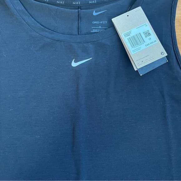 NWT โข Nike โข Black โข Dri-Fit โข Tank - Picture 6 of 6